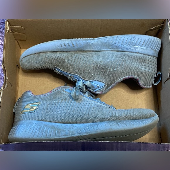 Sketchers Lil Bobs w/ air cooled memory foam size 2 w/ original box - Picture 13 of 14